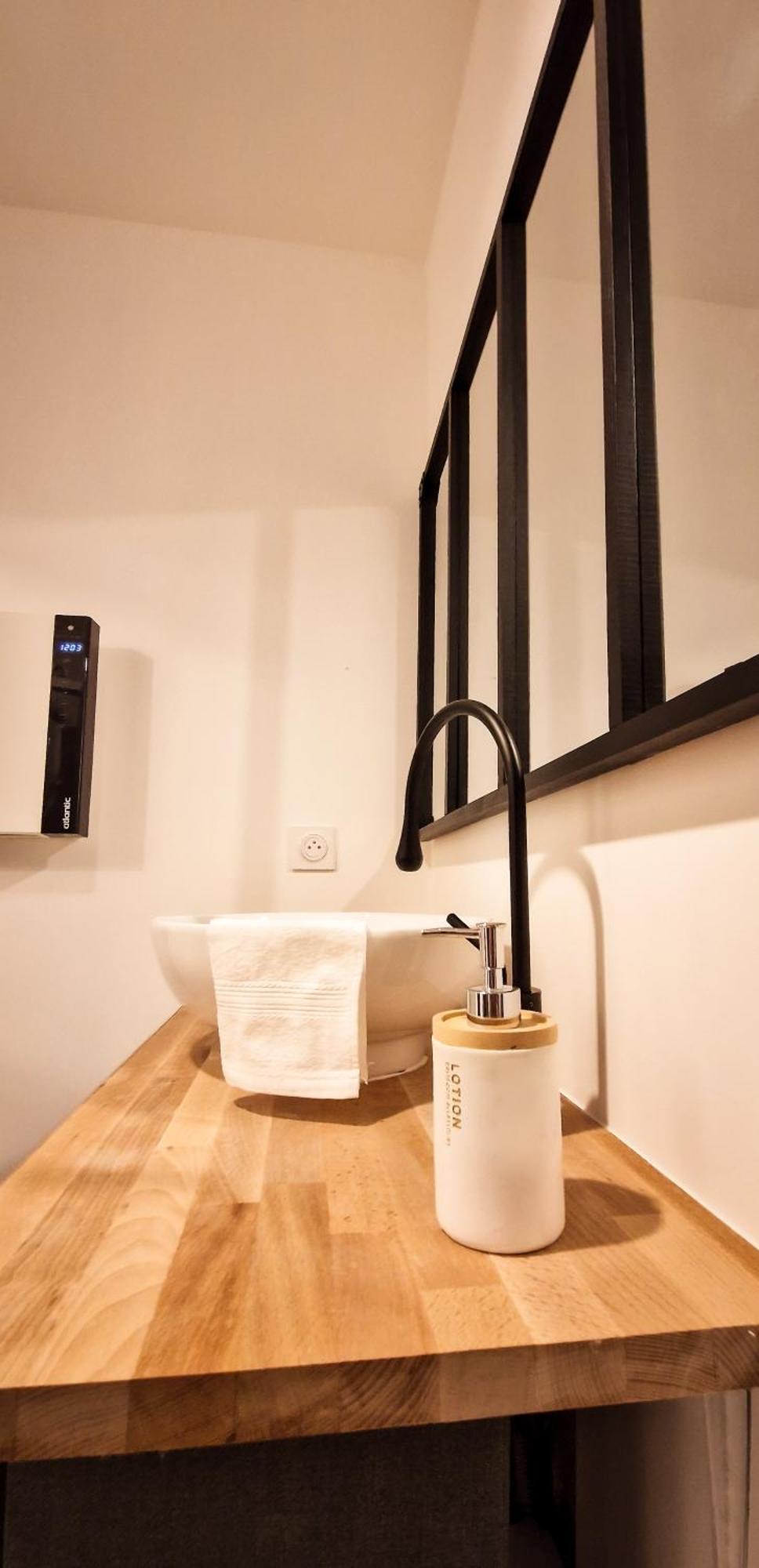 L'Indus 3 Etoiles Wifi, Netflix, Disney, Coeur De Bastide Villefranche-de-Rouergue Εξωτερικό φωτογραφία