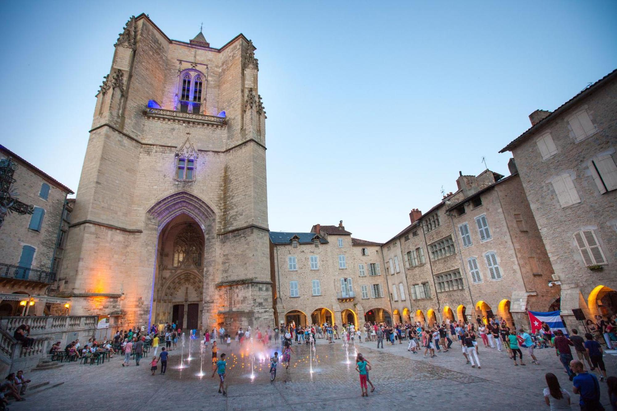 L'Indus 3 Etoiles Wifi, Netflix, Disney, Coeur De Bastide Villefranche-de-Rouergue Εξωτερικό φωτογραφία